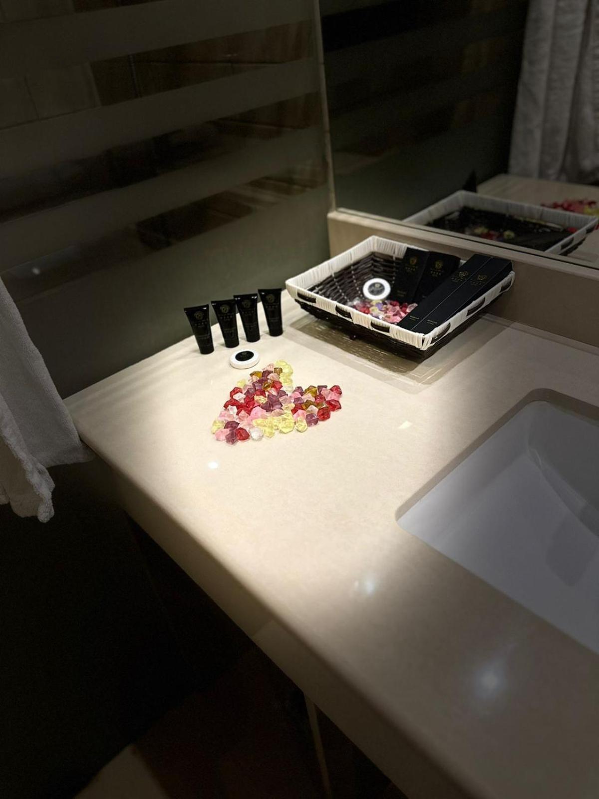 Jouhayna Hotel&Suite Erbil Buitenkant foto